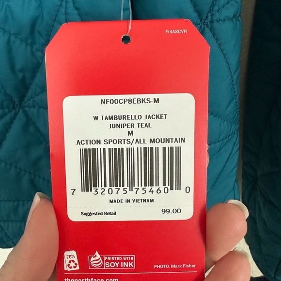 Ladies North Face Jacket - Picture 8 of 10